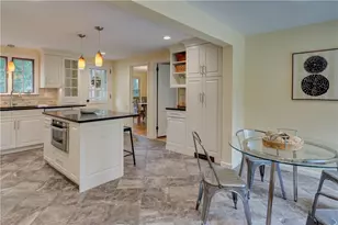 8 Lee Rd, Barrington, RI 02806 - Photo 7
