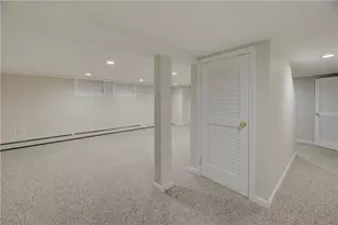 8 Lee Rd, Barrington, RI 02806 - Photo 33