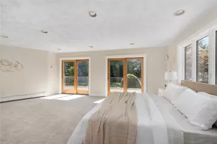 30 Dutchess Dr, Cranston, RI 02920 - Photo 27