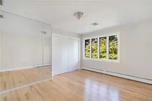 30 Dutchess Dr, Cranston, RI 02920 - Photo 33