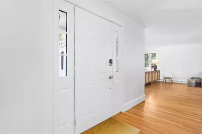 331 Third Beach Road, Middletown, RI 02842 - Photo 17