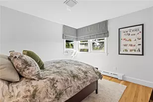 331 3rd Beach Rd, Middletown, RI 02842 - Photo 35