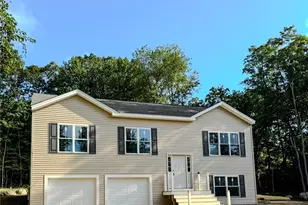 197 Maxson Hill Rd, Hopkinton, RI 02833 - Photo 1
