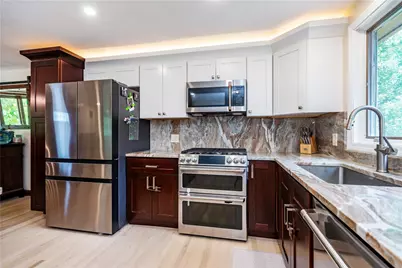 41 Mount View Avenue, North Kingstown, RI 02852 - Photo 19