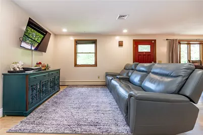41 Mount View Avenue, North Kingstown, RI 02852 - Photo 11