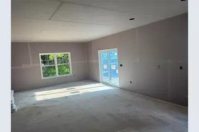 443 Seven Mile Road, Cranston, RI 02831 - Photo 3