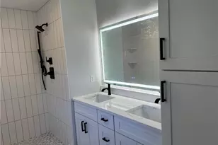 443 Seven Mile Rd, Cranston, RI 02831 - Photo 23