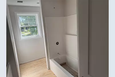 443 Seven Mile Road, Cranston, RI 02831 - Photo 17