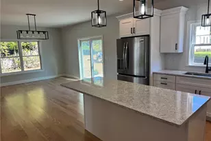 443 Seven Mile Rd, Cranston, RI 02831 - Photo 7