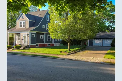 225 Hunts Avenue, Pawtucket, RI 02861 - Photo 1