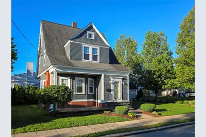225 Hunts Avenue, Pawtucket, RI 02861 - Photo 3