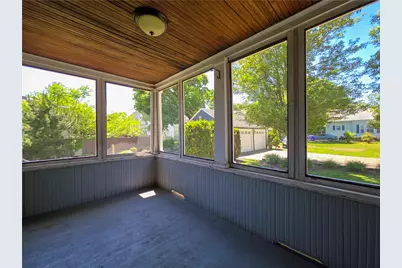 225 Hunts Avenue, Pawtucket, RI 02861 - Photo 33
