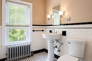 225 Hunts Ave, Pawtucket, RI 02861 - Photo 33