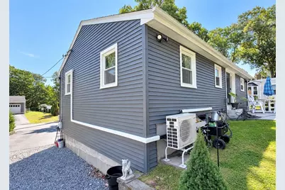 20 New York Avenue, Cumberland, RI 02864 - Photo 17