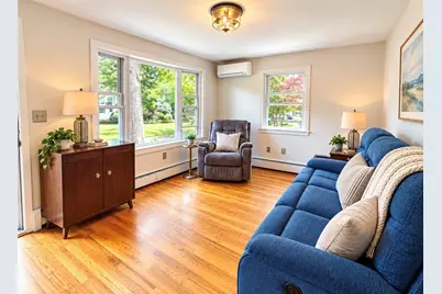 20 New York Avenue, Cumberland, RI 02864 - Photo 3