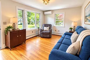 20 New York Ave, Cumberland, RI 02864 - Photo 3