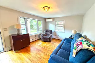 20 New York Ave, Cumberland, RI 02864 - Photo 5