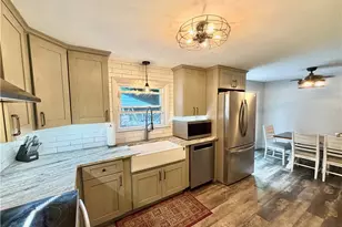 20 New York Ave, Cumberland, RI 02864 - Photo 11