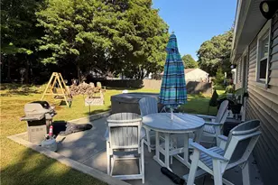 20 New York Ave, Cumberland, RI 02864 - Photo 19