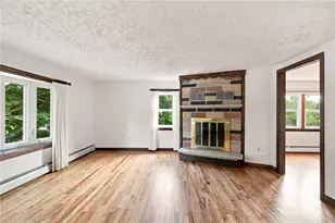 18 Continental Dr, Middletown, RI 02842 - Photo 5