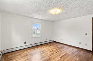 18 Continental Dr, Middletown, RI 02842 - Photo 39