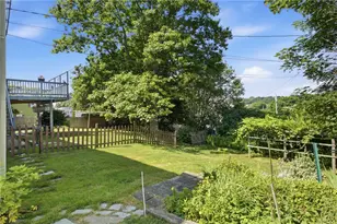 18 Continental Dr, Middletown, RI 02842 - Photo 27