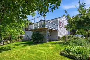 18 Continental Dr, Middletown, RI 02842 - Photo 31