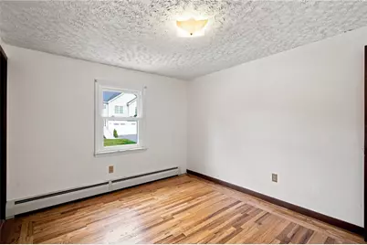 18 Continental Drive, Middletown, RI 02842 - Photo 37