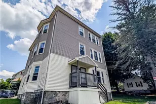 37 6th Ave, Woonsocket, RI 02895 - Photo 3
