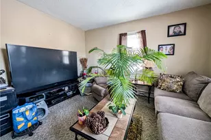 37 6th Ave, Woonsocket, RI 02895 - Photo 21