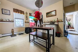 37 6th Ave, Woonsocket, RI 02895 - Photo 7