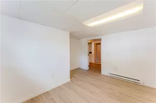 31 Ridgeway Ave, Providence, RI 02909 - Photo 17