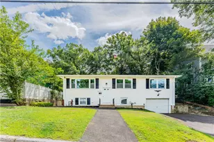 31 Ridgeway Ave, Providence, RI 02909 - Photo 1