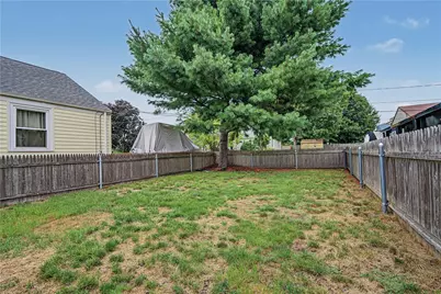 19 Poirier Street, Pawtucket, RI 02861 - Photo 3