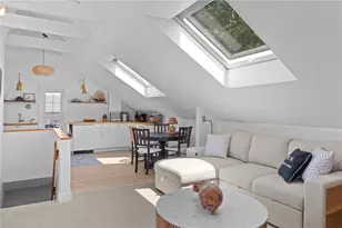 16 Sherman St, Newport, RI 02840 - Photo 9