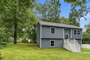 215 Canal St, Westerly, RI 02891 - Photo 3