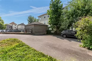 574 Smith St, Providence, RI 02919 - Photo 41