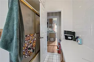 574 Smith St, Providence, RI 02919 - Photo 21