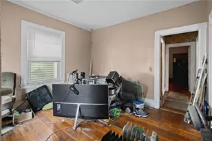 574 Smith St, Providence, RI 02919 - Photo 9