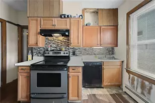 574 Smith St, Providence, RI 02919 - Photo 11