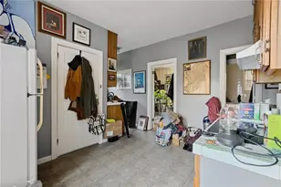 574 Smith St, Providence, RI 02919 - Photo 15