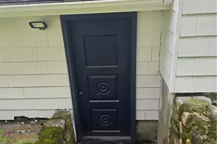 26 Fornelli St, West Warwick, RI 02893 - Photo 39