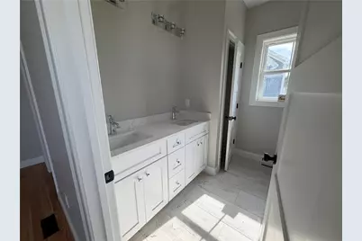 25 Bunker Hill Crossing, Portsmouth, RI 02871 - Photo 11