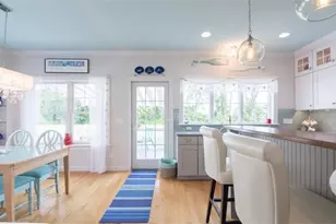 10 Julia Ct, Middletown, RI 02842 - Photo 13