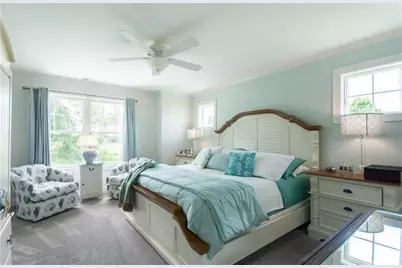10 Julia Court, Middletown, RI 02842 - Photo 17