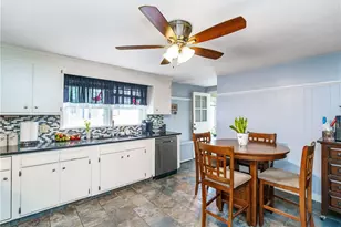 60 Allen Ave, Cranston, RI 02910 - Photo 9