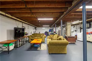 60 Allen Ave, Cranston, RI 02910 - Photo 21