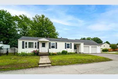 60 Allen Avenue, Cranston, RI 02910 - Photo 3