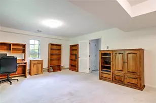 101 Cardinal Dr, North Kingstown, RI 02852 - Photo 17