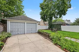 84 Glen Ave, Cranston, RI 02905 - Photo 31